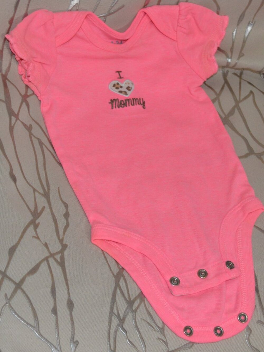 Onesie “I ♥ Mommy” • 0–3M